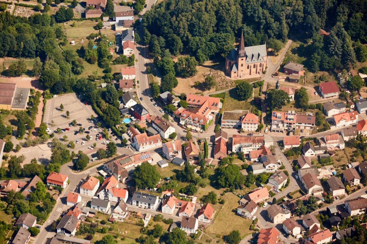 Hotel & Restaurant Burgschaenke Kaiserslautern Eksteriør bilde